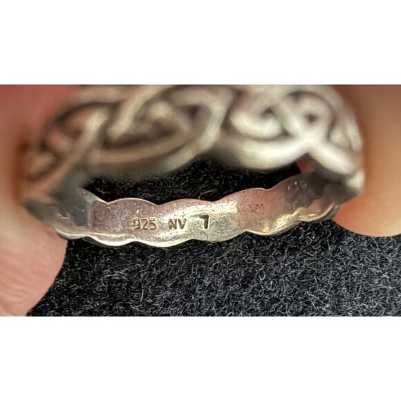 Avon Sterling Silver 925 Celtic Knot Band Size 7 Ring - Picture 4 of 8